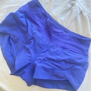lululemon speed up shorts, size 4